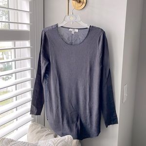 Etcetera Gray M Knit Top. Cotton/Silk back and combo knit/silk sleeves. NWOT.